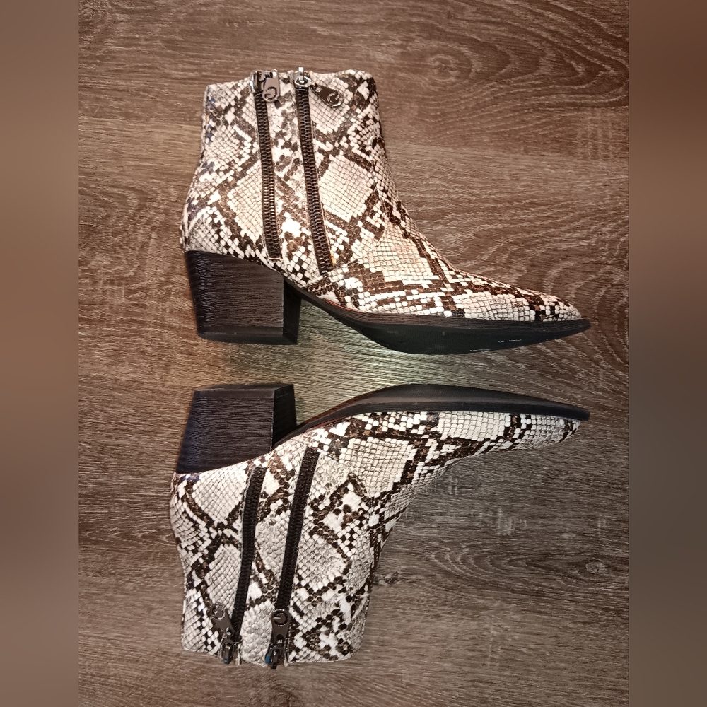 G By Guess Snake Skin Print Ankle Boot Size 6.5 - image 5